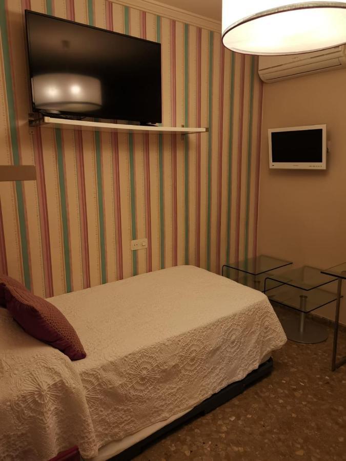 Apartamento Cream Mrz Rentals Херес-де-ла-Фронтера Экстерьер фото